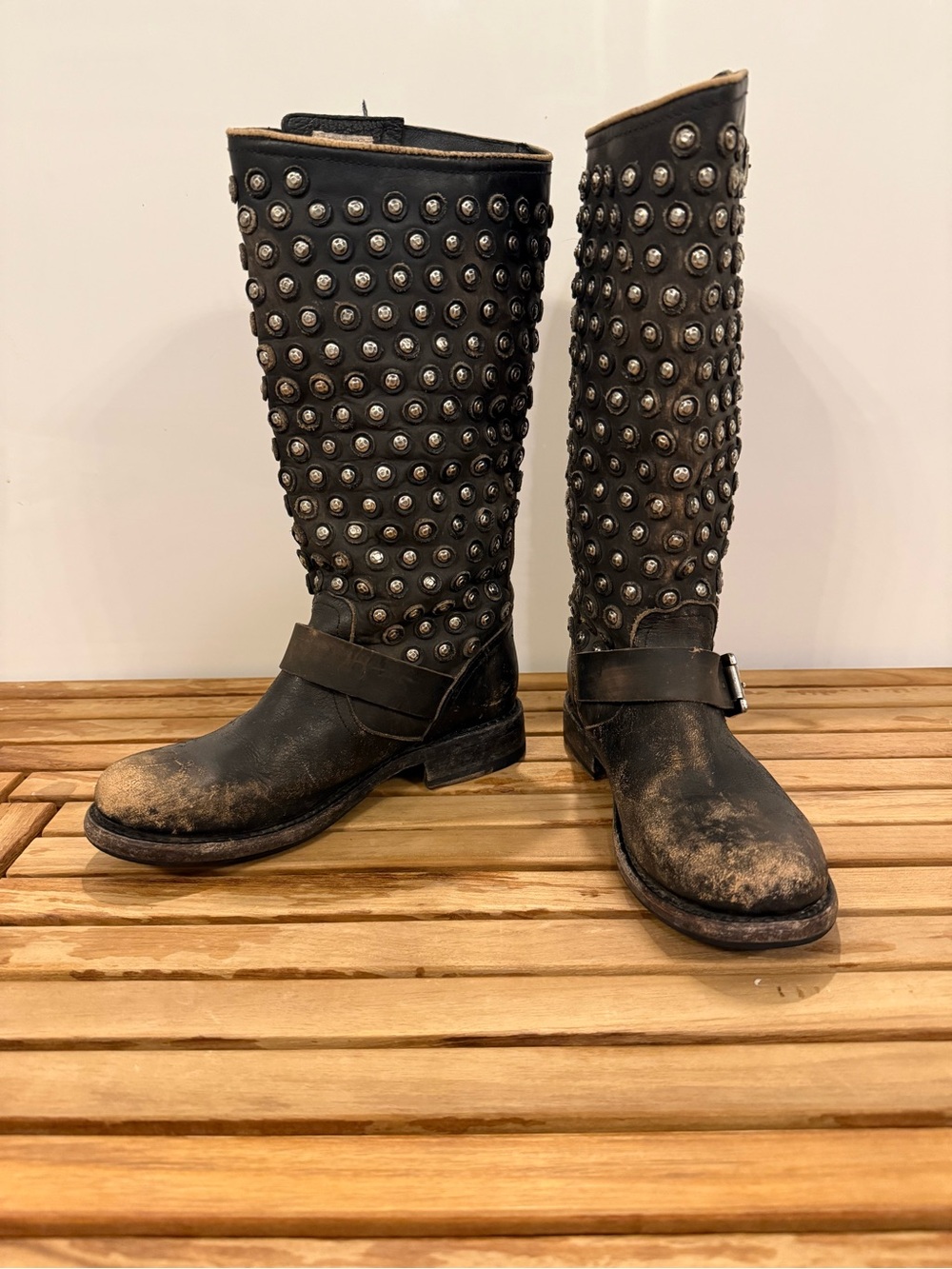Frye Women’s Jenna Disc Studded Boots